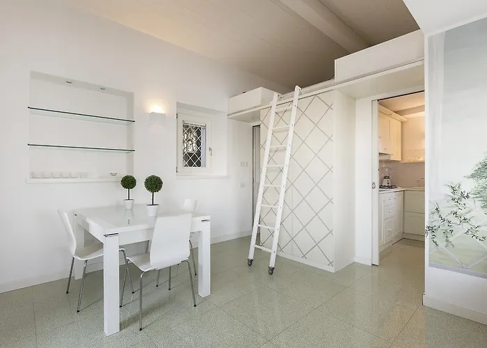 Maison Du Lac * Stresa